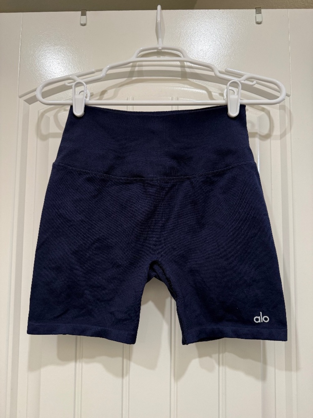 Alo - 5" Seamless Ribbed Favorite Short